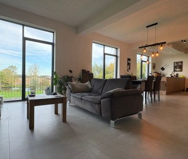 Prachtig en ruim appartement met uitzicht op Leiearm - Foto 1