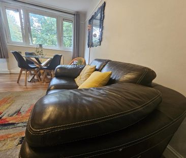 1 bedroom in a flat share to rent - Photo 5