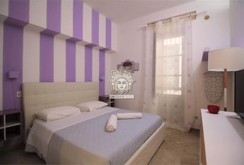 Bilocale accessoriato ortigia