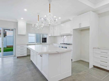 Modern Family Living - Photo 2