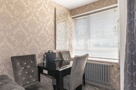 2 Bed Flat, Sullivan House, SW1V - Photo 4
