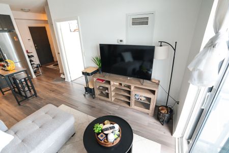 For Lease - 50 Ann O'reilly Road Unit# 906, Toronto, Ontario - Photo 4