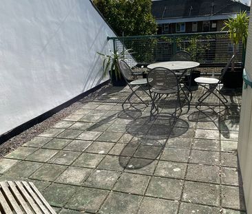 2 Bed Flat, Southfields, SW19 - Photo 4