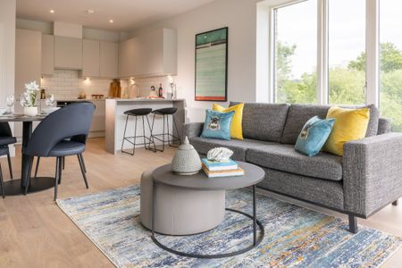 2 Bedroom Apartment - Photo 3