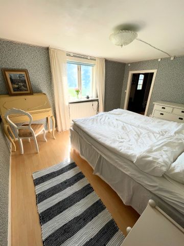 Örebrovägen, Hällestad - Photo 2