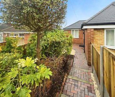 3 bedroom detached bungalow to rent - Photo 3