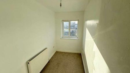 Barnford Crescent, Oldbury, B68 - Photo 5