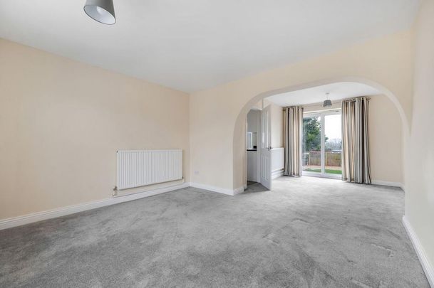 3 bedroom property to rent - Photo 1