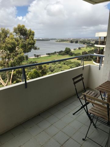 Beautifully Presented Apartment Overlooking the Swan River&excl; - Photo 2