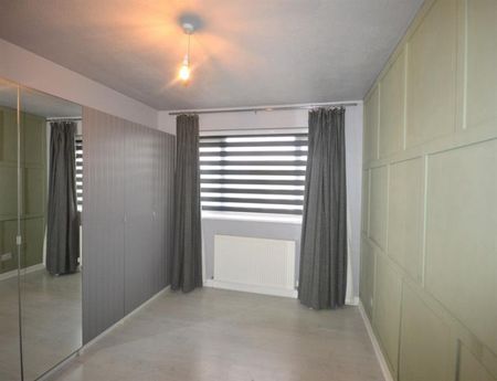 3 Bedroom Semi Detached To Let - Photo 3