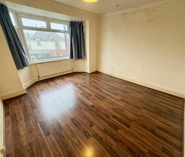 3 bedroom detached house to rent - Photo 2