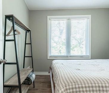 For Lease - 4354 Leader Lane, Niagara Falls, Ontario - Photo 4