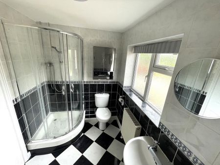 2 bedroom bungalow to rent - Photo 3