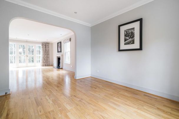 4 bedroom detached house to rent - Photo 1