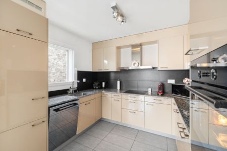 Furnished contemporary villa with lake view - Foto 3