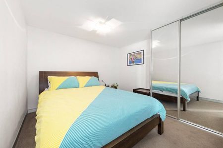 Stylish Furnished Northbridge Apartment - Photo 5