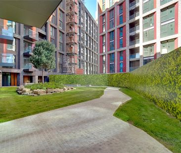 Haines House, The Residence, Nine Elms SW11 - Photo 2