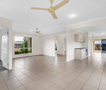 Spacious 4-Bedroom Family Home - Photo 5