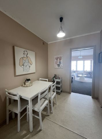 Beachside 2-Bedroom Unit – Prime Location! - Photo 4