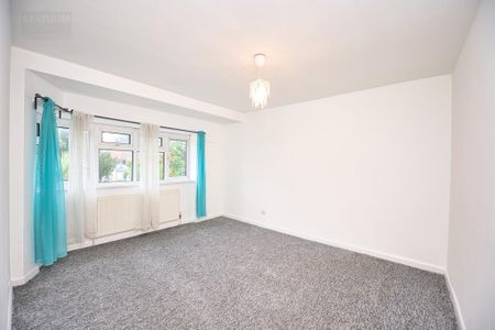 5 bedroom semi-detached house to rent - Photo 3