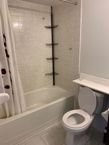 For Lease - 2500 Post Road Unit# 17, Oakville, Ontario - Photo 5