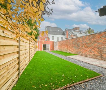 Stadswoning met tuin in centrum Oostrozebeke - Photo 1