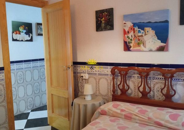 GROUND FLOOR RENTAL IN TORRE DE LA HORADADA, 3 BEDROOMS AND 2 BATHROOMS