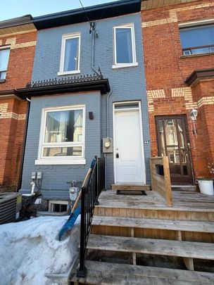 For Lease - 11 Baden Street, Toronto, Ontario - Photo 1