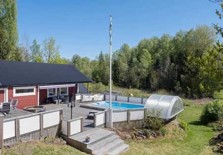 Nävesta, Örebro - Photo 3