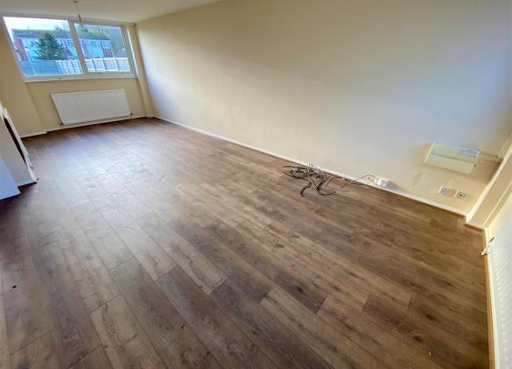 Dorchester Way, Walsgrave, Coventry - Photo 1