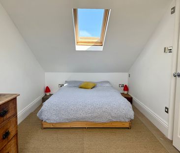 Room in a Shared House, Chesham Road, BN2 - Photo 4