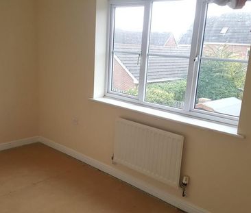 2 bedroom townhouse to rent - Photo 3