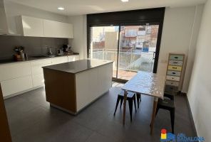 Chalet/casa adosado en venta, alquiler en Progrés
