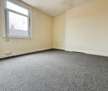 4 bedroom terraced house to rent - Photo 1