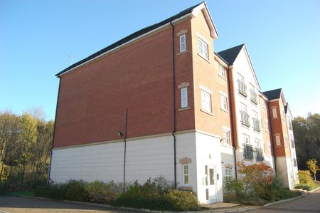 Astley Brook Close Bolton Lancashire - Photo 2