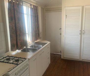 2/37 Macalister Street, Mackay - Photo 2