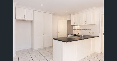 Stylish and Convenient Townhouse in Central Albury - Photo 5