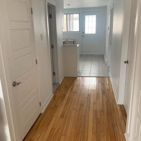 Logement 5 ½ demi-sous-sol | Chomedey, Laval - Photo 3