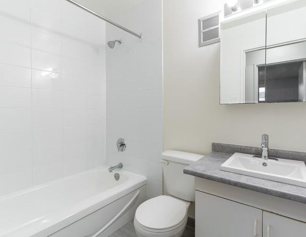 Kew Place | 7424 141 Ave. NW, Edmonton - Photo 1