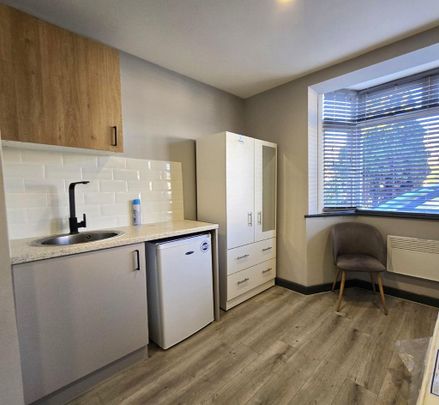 Studio to rent - Photo 1