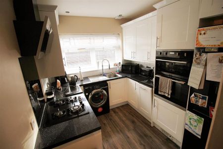 2 bedroom terraced house to rent - Photo 5