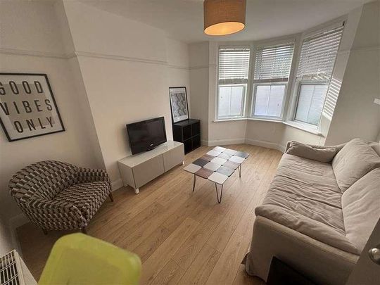 North Holmes Road, Canterbury, CT1 - Photo 1