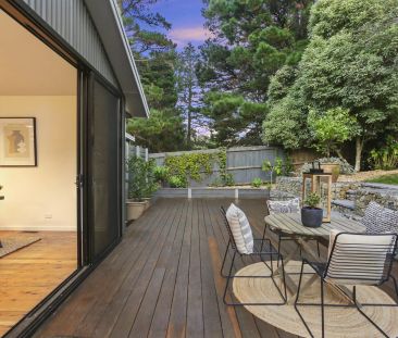 Stylish Family Home with Modern Comforts! - Photo 6