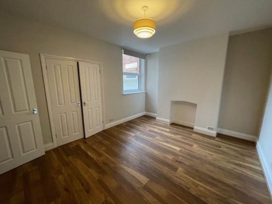 Weston-super-Mare, North Somerset - Photo 1