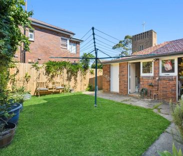 Ideally Located Two-Bedroom Apartment - Photo 5