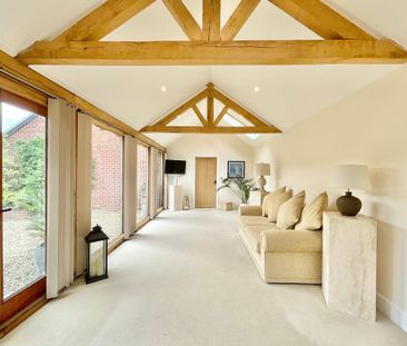 3 bedroom semi-detached house to rent - Photo 3