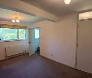 Yew Tree Court, Littlebourne, Canterbury - Photo 5