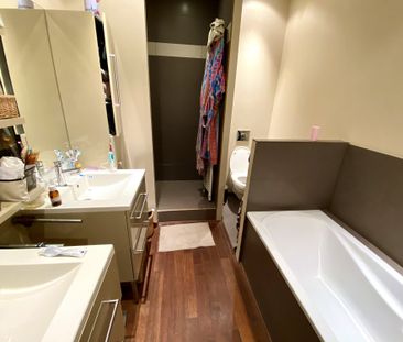 Location Maison 6 pièces 155m² LA MADELEINE 59110 - Photo 6