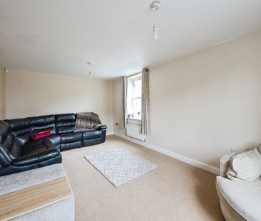 Kendrick Grove, Birmingham - Photo 2