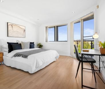 Modern One-Bedroom Apartment with Resort-Style Facilities - Photo 1